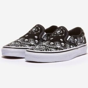 VANS SLIP ON Skull Paisley Unisex Loafers & Slip-ons 6.5